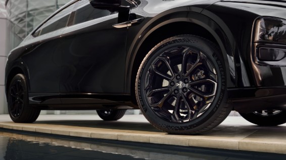 xpeng-g6-black-edition-3